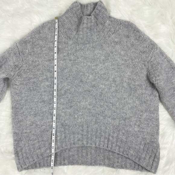 H&m Oversized Slouchy Turtleneck Knit Sweater, Grey Size Small - Picture 5 of 8